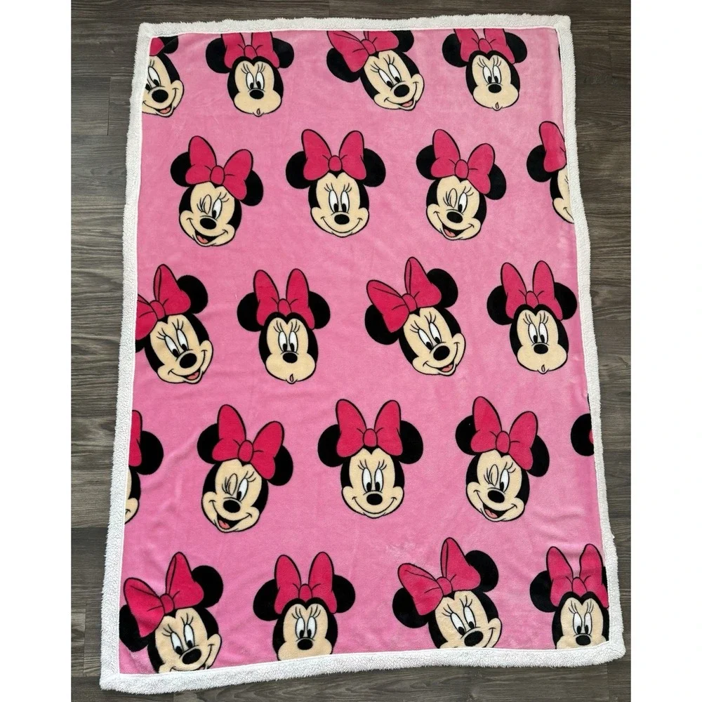 Disney Mini Mouse Throw Plush Blanket Sherpa Pink 44x60 Valentines Cozy